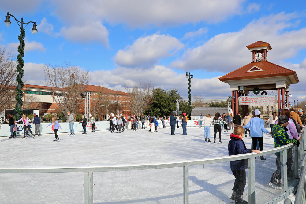 Holidays on the Plaza returns to Government Plaza on November 21